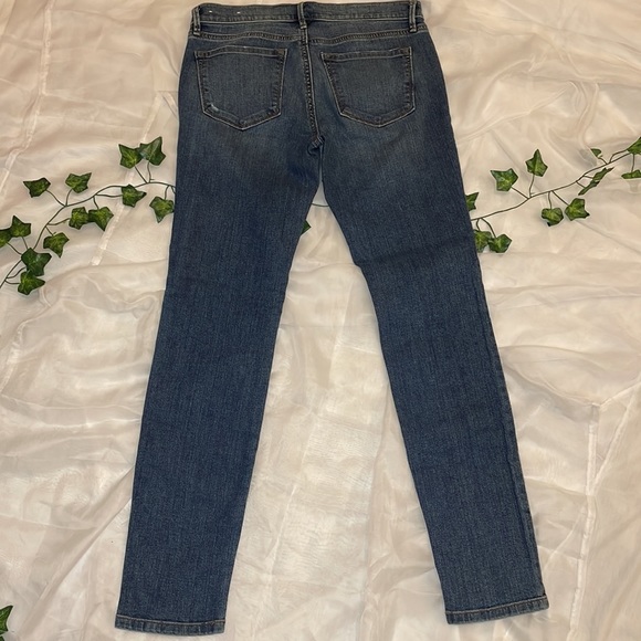 LOFT BY ANN TAYLOR • MODERN SKINNY JEAN • SIZE 2 • NEW WITHOUT TAGS • DARK WASH - Picture 12 of 12